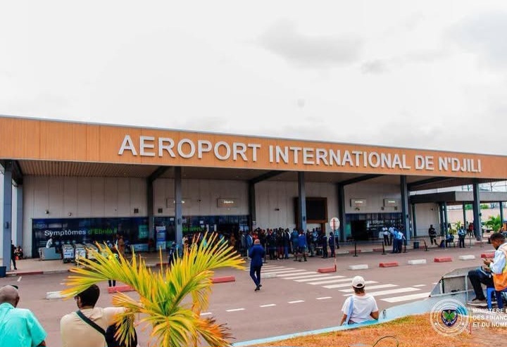 Kinshasa : Magloire Kabemba valide le nouveau système intelligent de collecte de la taxe d’embarquement à Ndjili