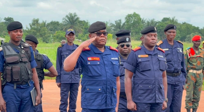 Sud-Ubangi : à Gemena, le général Benjamin Alongaboni appelle à l’unité