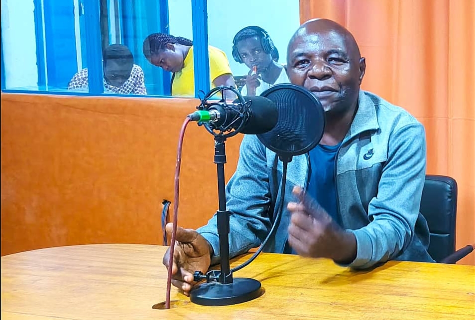 Sud-Ubangi : le journalisme en deuil, la plume d’Alphonse Waso s’est tue.